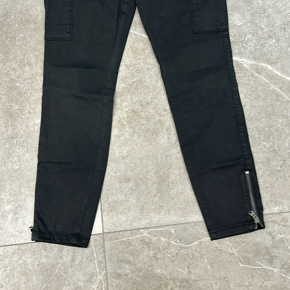 New Blank NYC Skinny Zipper Cargo Pant Black sz 27 - Picture 3 of 8